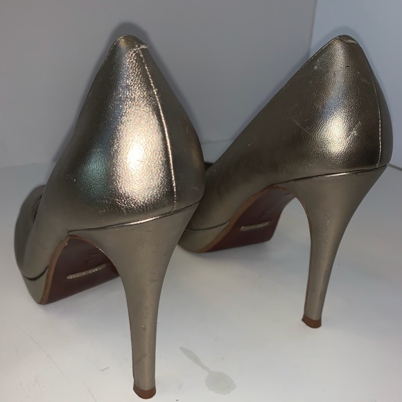 Cole Haan Gold Shimmer High Heels Sz 7 - Picture 5 of 13